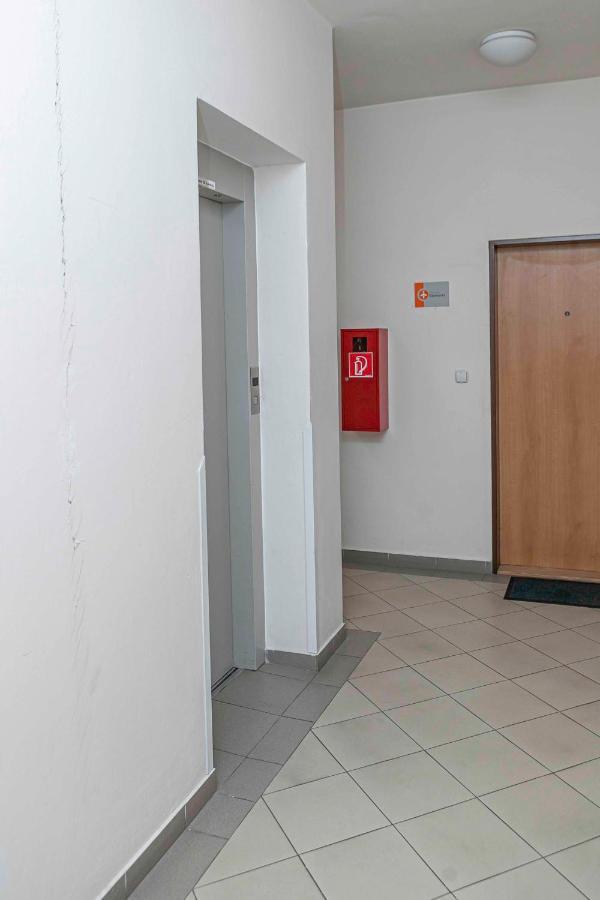 Castle View Apartment With Free Parking Bratislava Extérieur photo